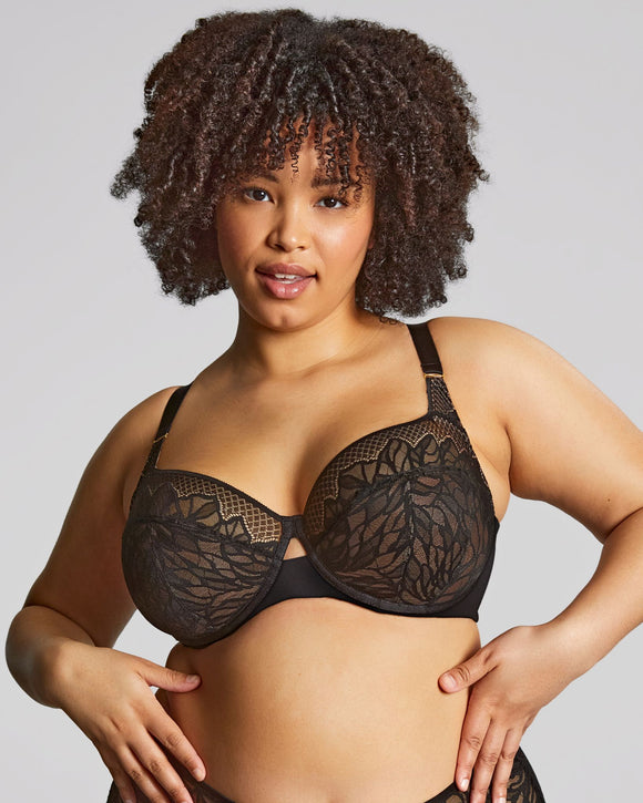 Sculptresse Sophia Full Cup Bra in Black made for the curvier woman with a big bust front view