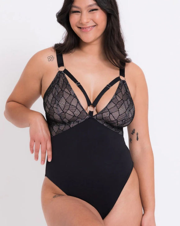 Curvy Kate Non Stop Body made for big boobs and curves Front