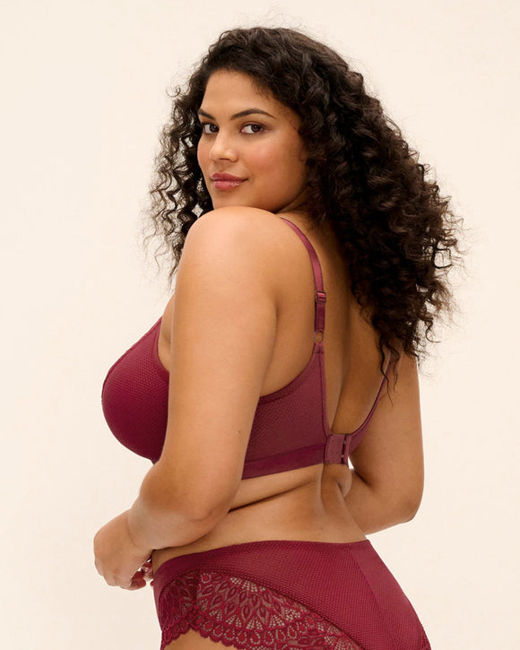 Elomi Tiernie Wirefree bralette in Tibetan Red lace and mesh made for the curvy busty woman back image looking to side
