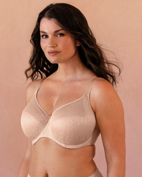 Fantasie Demure Moulded Non-Padded Bra in Natural Beige made for the curvier woman with a big bust lifestyle side smile