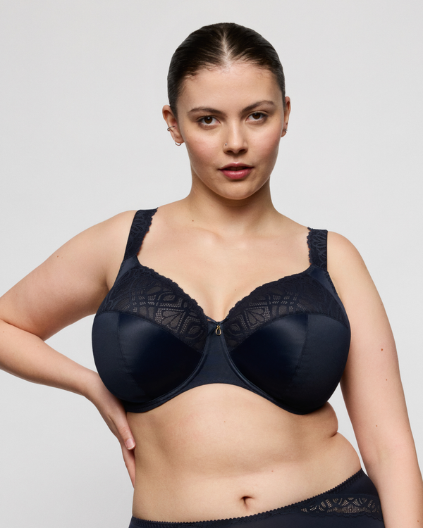 Prima Donna Salerno Full Cup Bra in Midnight, made for curves