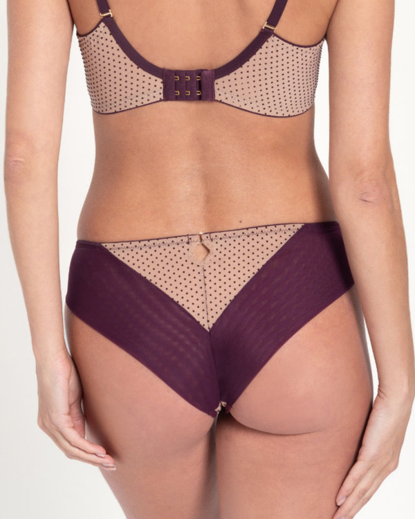 Samanta Silvia Thong in Aubergine, made for curves